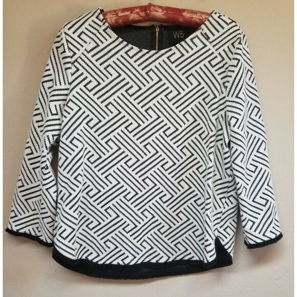 W5 Tops - W5 Top Womens Small Black White Geometric Blouse Top 3/4 Sleeve USA Casual Shirt